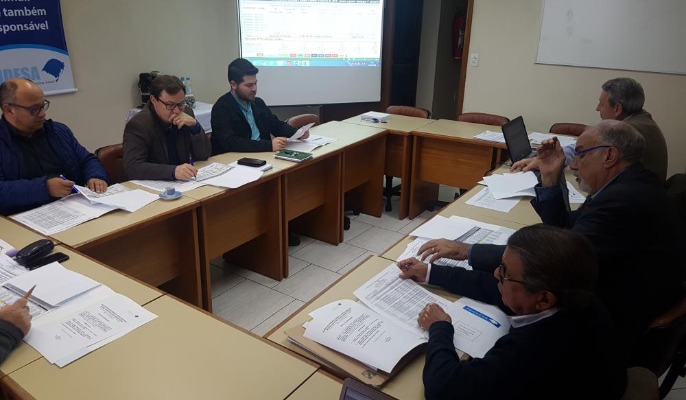 Pecuaristas de leite receberam R$ 2,3 milhões do Fundesa no primeiro semestre