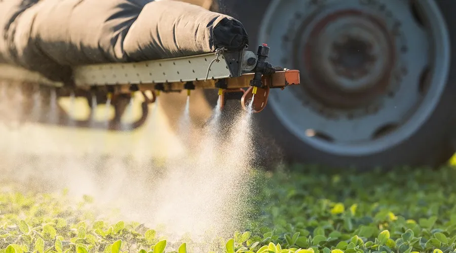 PL que agiliza aprovação de agroquímicos  é aprovado por comissão do Senado