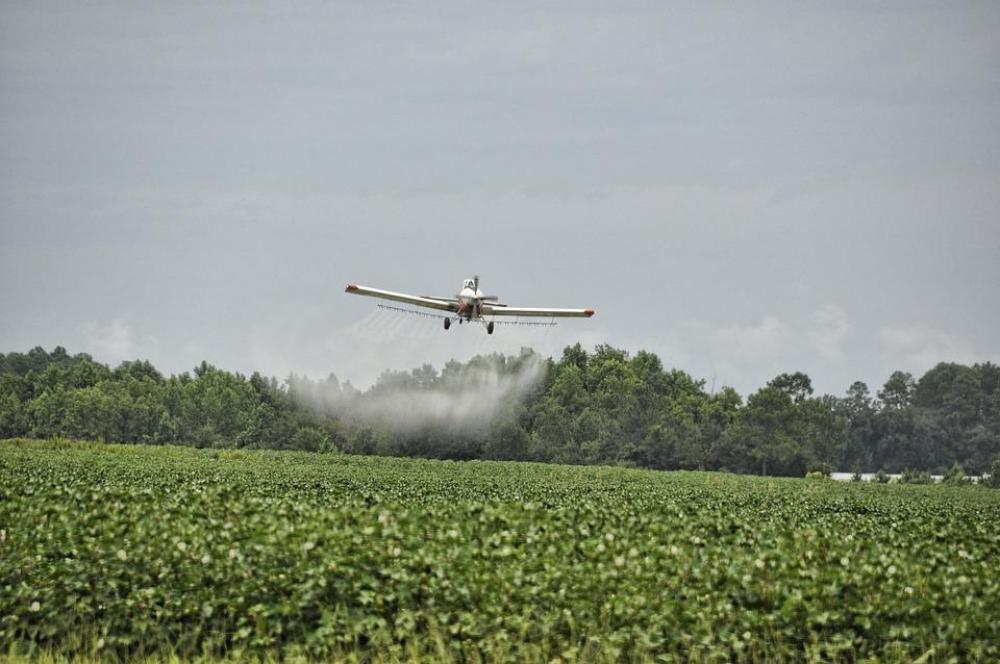 Política, economia e os fatores inflacionários na aviação agrícola