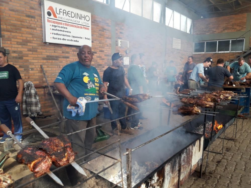 Apoiados pelas comunidades, caminhoneiros vão adiante com as concentrações